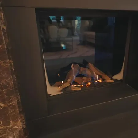 Βίλα Luxury With Jacuzzi, Sauna, Gym And Barbeque Πράγα