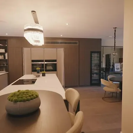 Luxury With Jacuzzi, Sauna, Gym And Barbeque Βίλα *