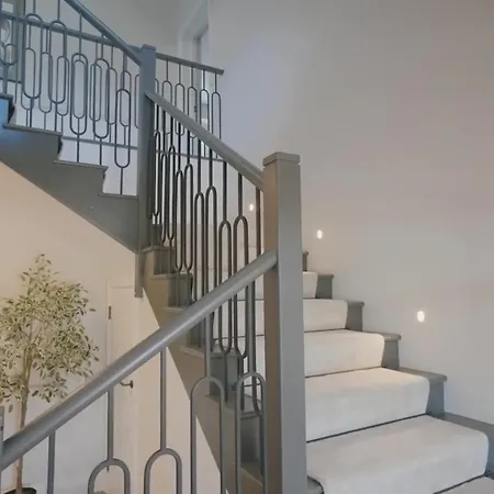 Luxury With Jacuzzi, Sauna, Gym And Barbeque Βίλα *