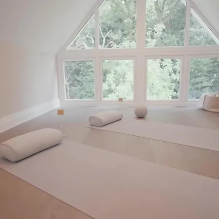 Luxury With Jacuzzi, Sauna, Gym And Barbeque