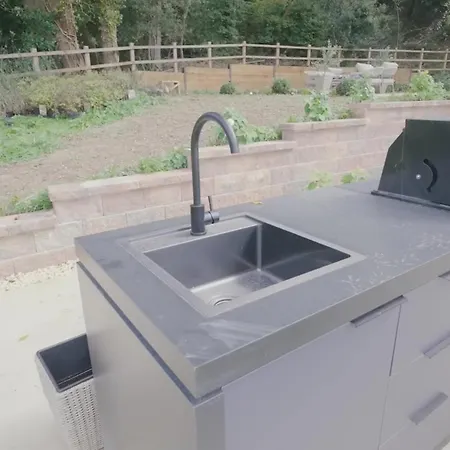 Βίλα Luxury With Jacuzzi, Sauna, Gym And Barbeque